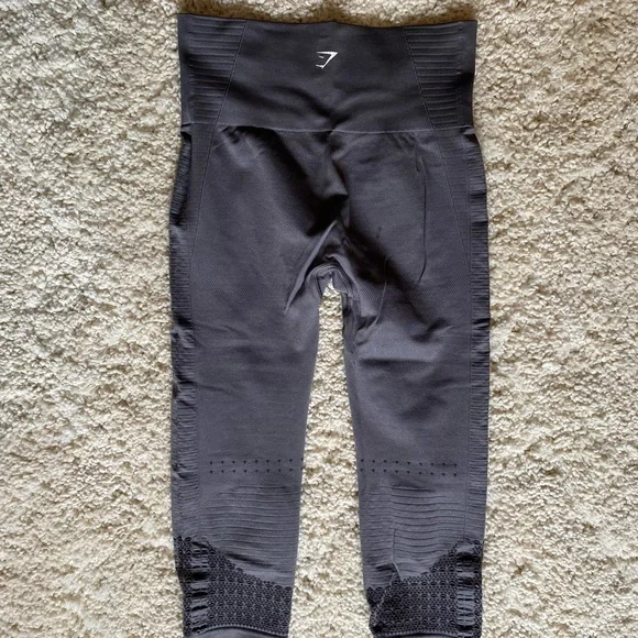 Gymshark Energy Seamless Capri Leggings - Picture 2 of 3